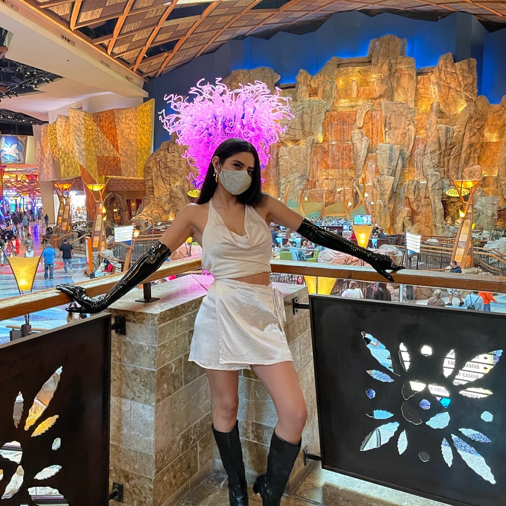 Zara silk set exclusively for Gplegaria